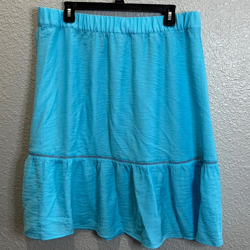 Liz Claiborne size Large teal blue skirt